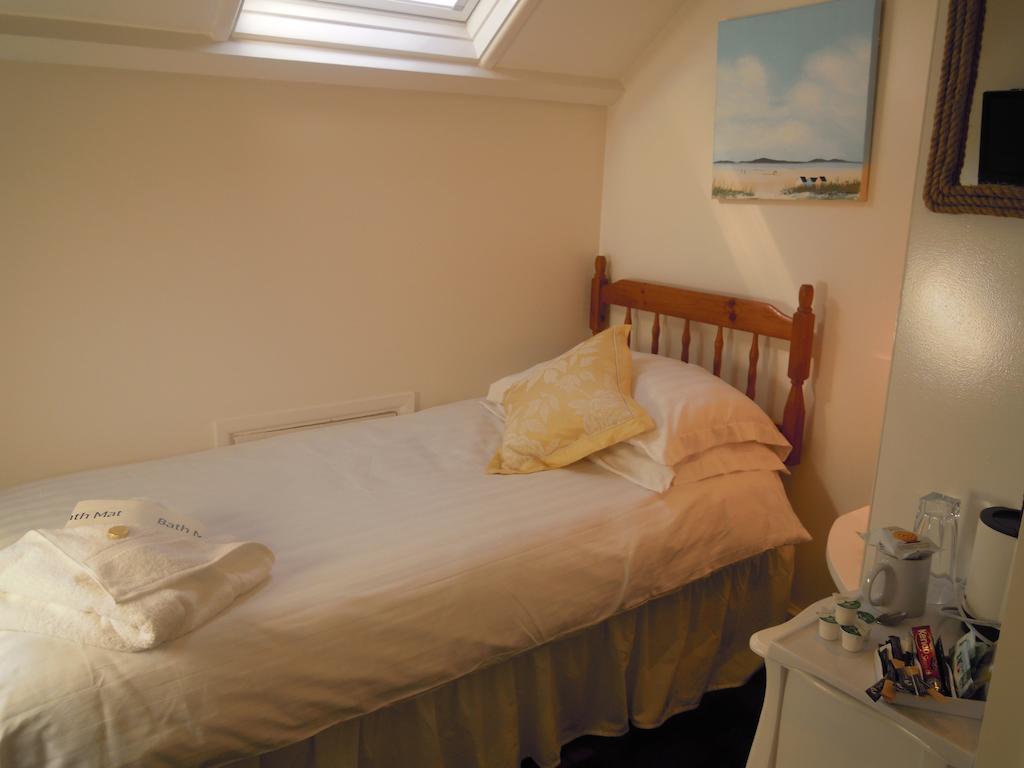 Glen Afton Hotel Penzance Room photo