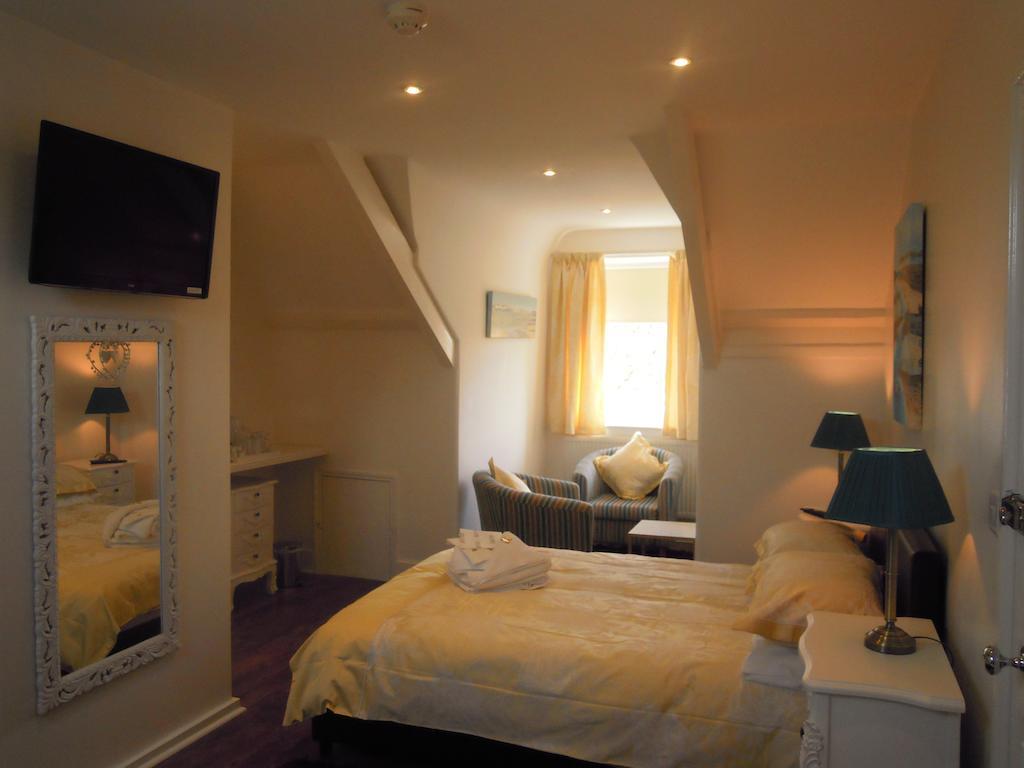 Glen Afton Hotel Penzance Room photo