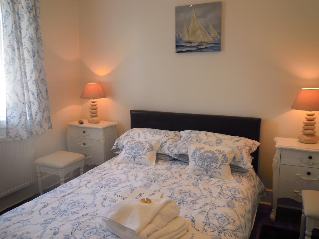 Glen Afton Hotel Penzance Room photo